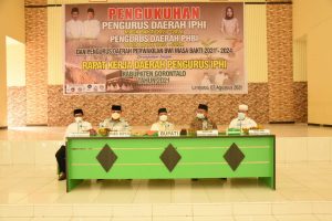 Bupati Kukuhkan Pengurus IPHI, PHBI dan BWI