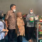 Perempuan Kepala Keluarga Tunggal Harus Dibantu