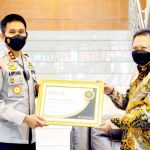 Kapolda Gorontalo Terima Penghargaan BPJS Kesehatan