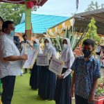 1.100 Siswa SD dan SMP di Gorut Terima Dana PIP, Indra Yasin : Terima Kasih Pak Rachmat Gobel