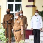 Pesan Indra Saat Pimpin Apel Kerja di Disdik
