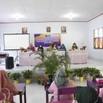 Jusmiaty Ajak Guru Mengajar Dengan Hati