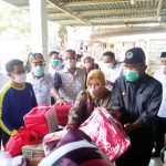 Bupati Boalemo dan Anggota DPR RI Bantu Korban Kebakaran Rumah di Tilamuta
