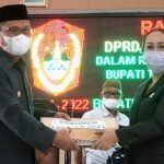 Plt Bupati Gorut Sampaikan LKPj Tahun 2021 ke DPRD