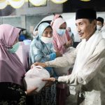 Nelson Bagi -Bagi sembako di Telaga