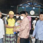 100 Paket untuk Warga Dehualolo Ngobungo