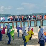 50 Pasang Penari Sambut Rombongan Kemenparekraf dengan Tarian Saronde