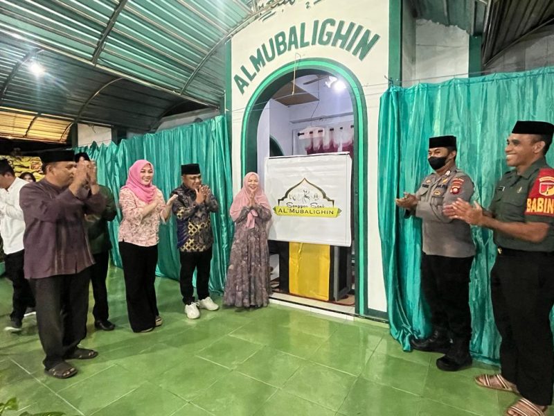 Halal Bi Halal yang di rangkaikan dengan launching sanggar seni al-mubalighin, Desa Tinelo, Kecamatan Telaga Biru. (foto:dok)