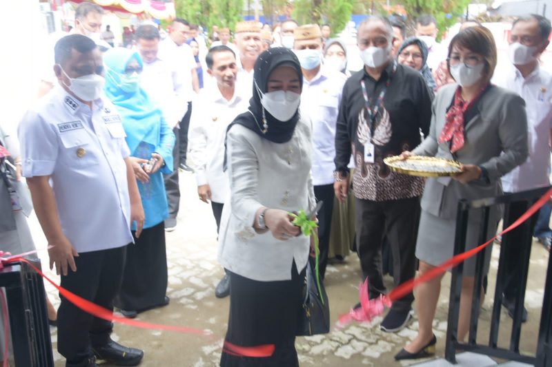 Kota Layak Anak (KLA) Ruang Laktasi dan Taman Bermain Ramah Anak Bank SulutGo Cabang Limboto diresmikan Bupati. (Foto:dok)