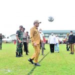 Penjagub Gorontalo Hamka Hendra Noer Buka Turnamen Sepak Bola Liga Santri Piala Kasad