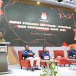 KPU Provinsi Gorontalo Serahkan Penghargaan Bidang Perencanaan ke KPU Kabupaten /Kota