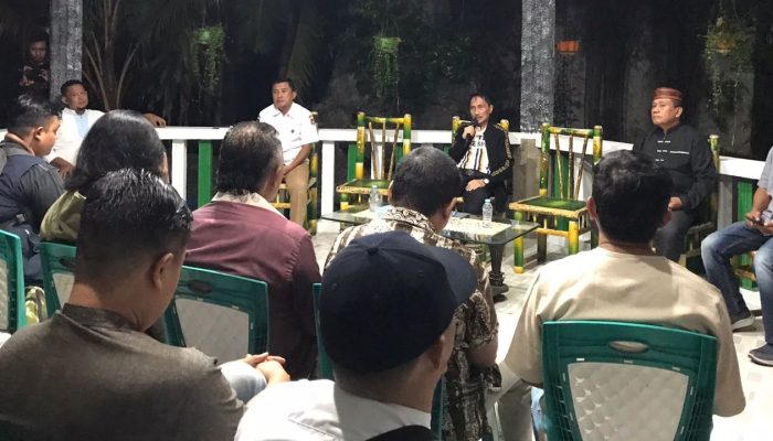 Ketika Bupati Gorontalo Nelson Pomalingo Manfaatkan Mata dan Teliga Wartawan  