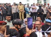 Aliansi Pinogu Merdeka Tuntut Perbaikan Sarpras, Deprov – Pemprov Kompak Anggarkan Pembangunan Jalan dan Rehab Fasilitas Sekolah