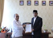 Yakup Pimpin Transisi Pascasarjana Unigo