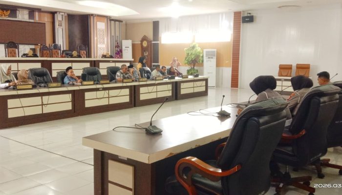 DPRD Bahas Truk Kayu Overload