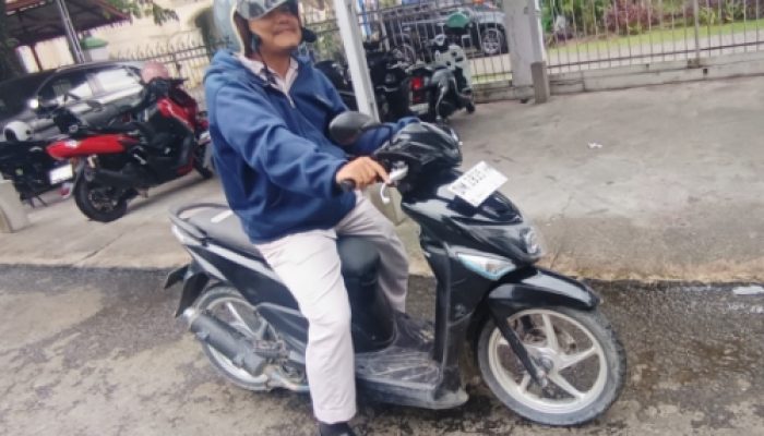 Aleg DPRD AlGhazali Katili dengan Motor Bututnya