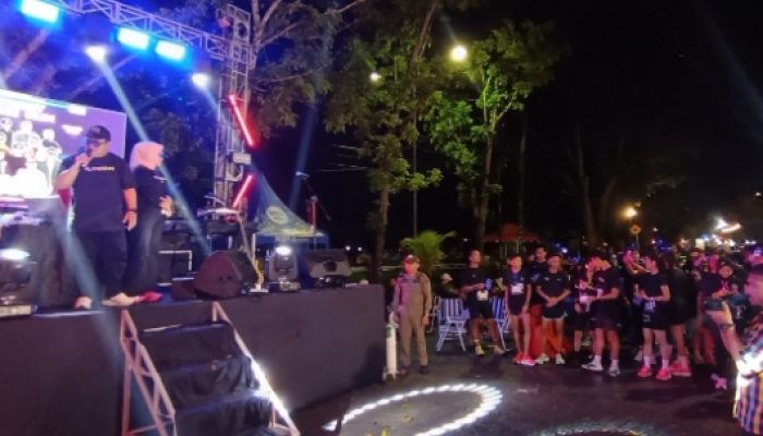 Street Glow Run Digelar di Limboto, Malam Berubah Penuh Cahaya
