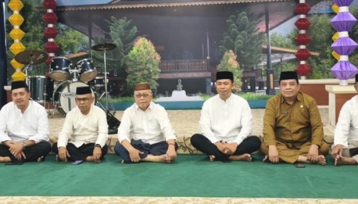 Bupati Ikut Tadarus Al-Qur’an Doakan Alm. Rahmat Gobel