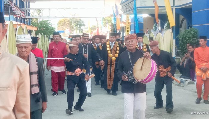 Wisuda Unigo Angkatan ke-28 Diawali Prosesi Adat Gorontalo