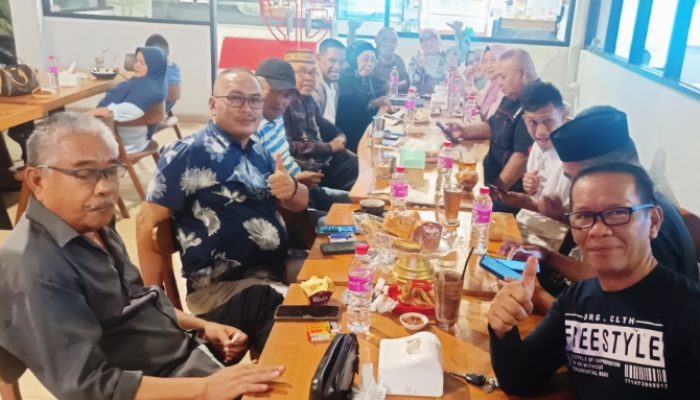 Dimotori Sehan Landjar. Ada Apa Politisi 2004 Ngumpul ?